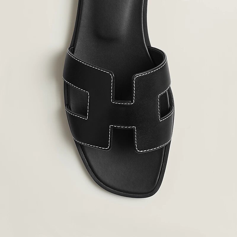 Oran sandal