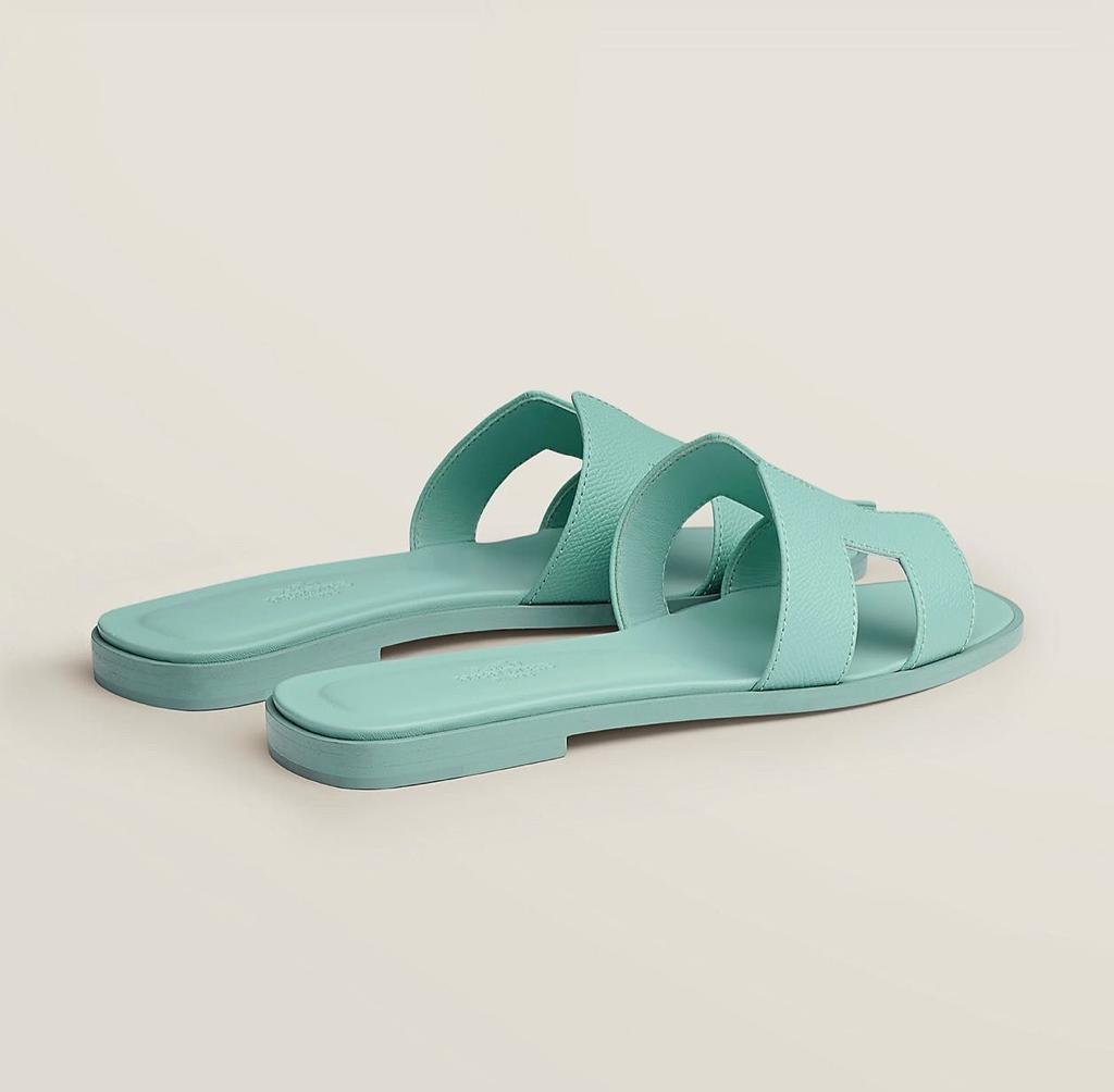 Oran sandal